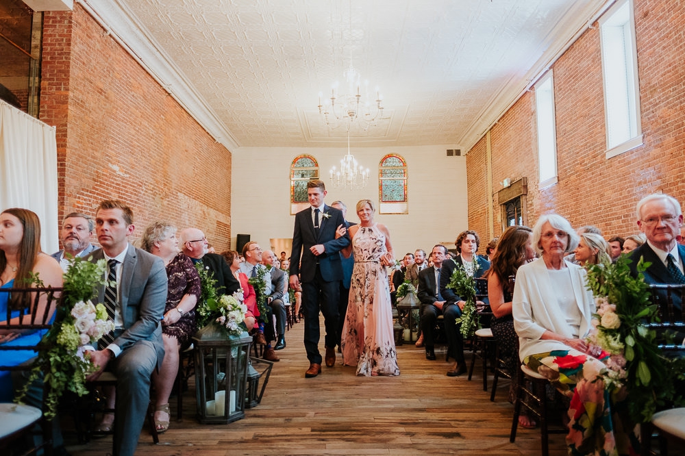 the-ravington-wedding-venue-photography-vinson-images-groom-mom