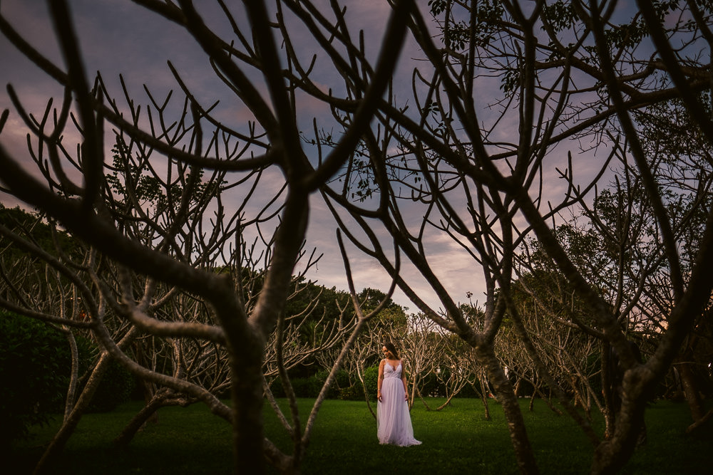 destination-wedding-photography-tulum-mexico-wedding-photography-vinson-images-trees-portrait