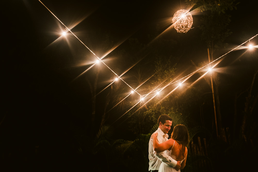 destination-wedding-photography-tulum-mexico-wedding-photography-vinson-images-first-dance