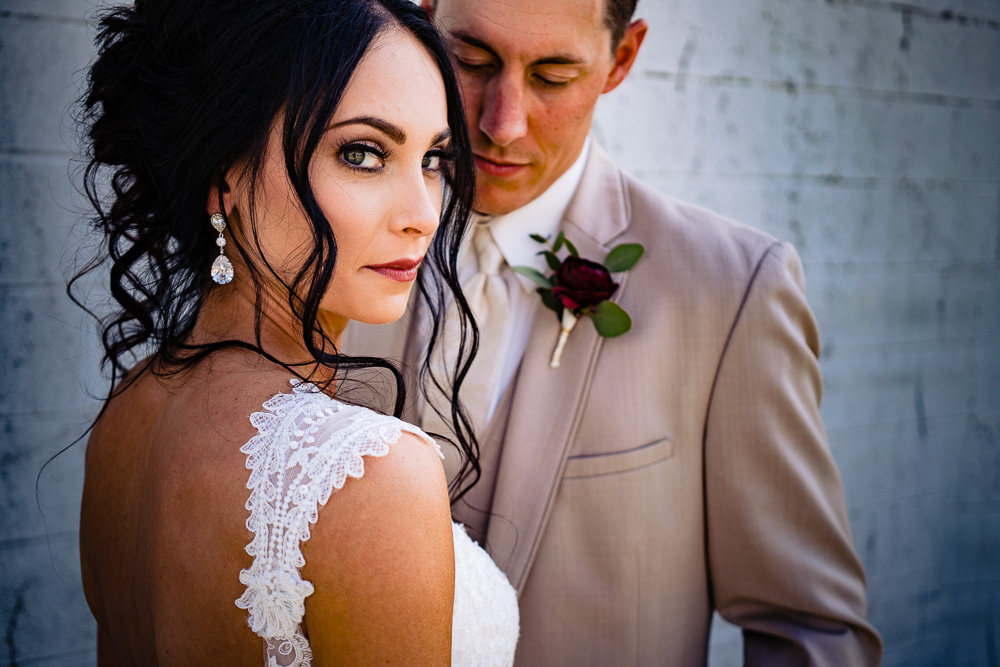 Pittsburg-kansas-wedding-photography-vinson-images-bride-groom-portrait