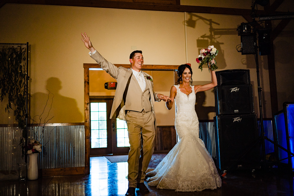 Pittsburg-kansas-wedding-photography-vinson-images-reception-entrance