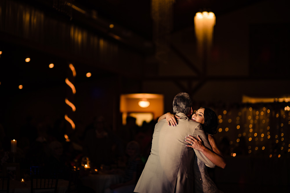 Pittsburg-kansas-wedding-photography-vinson-images-first-dance-father-bride-hug
