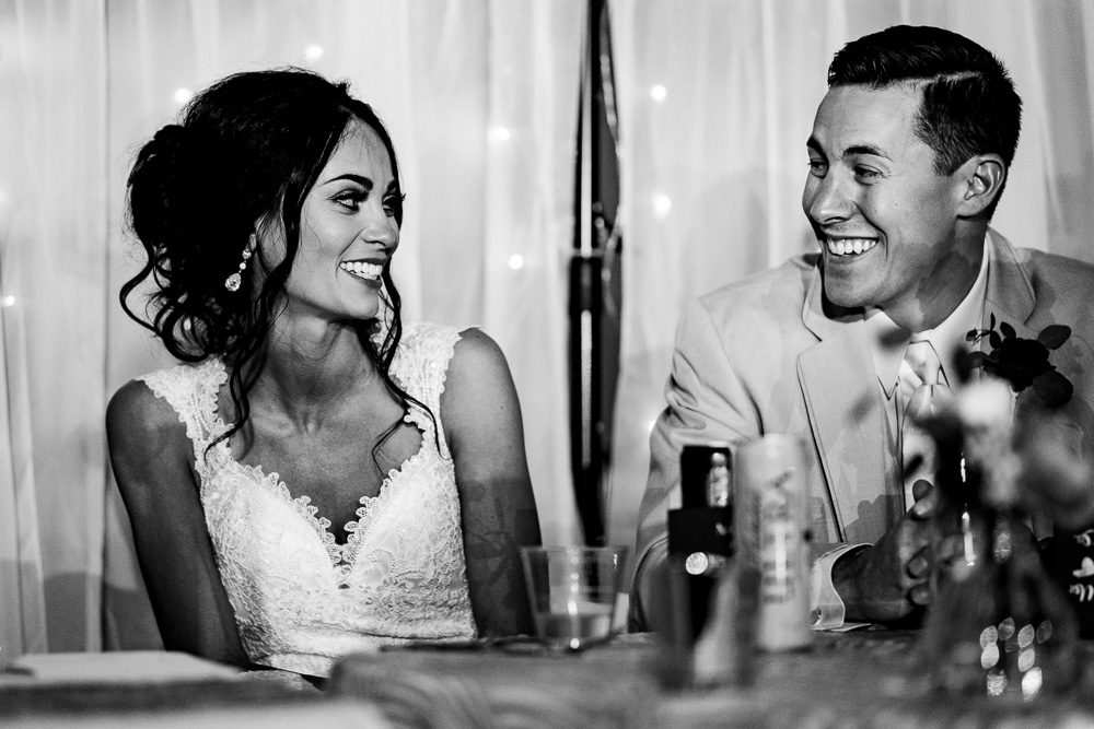 Pittsburg-kansas-wedding-photography-vinson-images-speeches-laughing