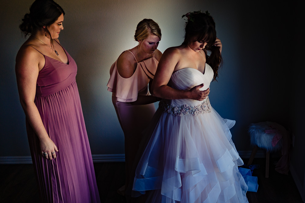 Garfield-Arkansas-wedding photography-backyard-wedding-northwest-arkansas-vinson-images-bride-dress