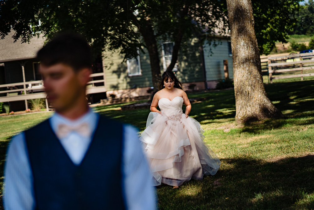 Garfield-Arkansas-wedding photography-backyard-wedding-northwest-arkansas-vinson-images-first-look-bride