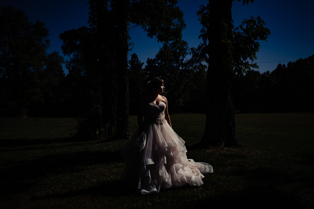 Garfield-Arkansas-wedding photography-backyard-wedding-northwest-arkansas-vinson-images-bride-in-sun-SHE-SAID-YES-BRIDAL