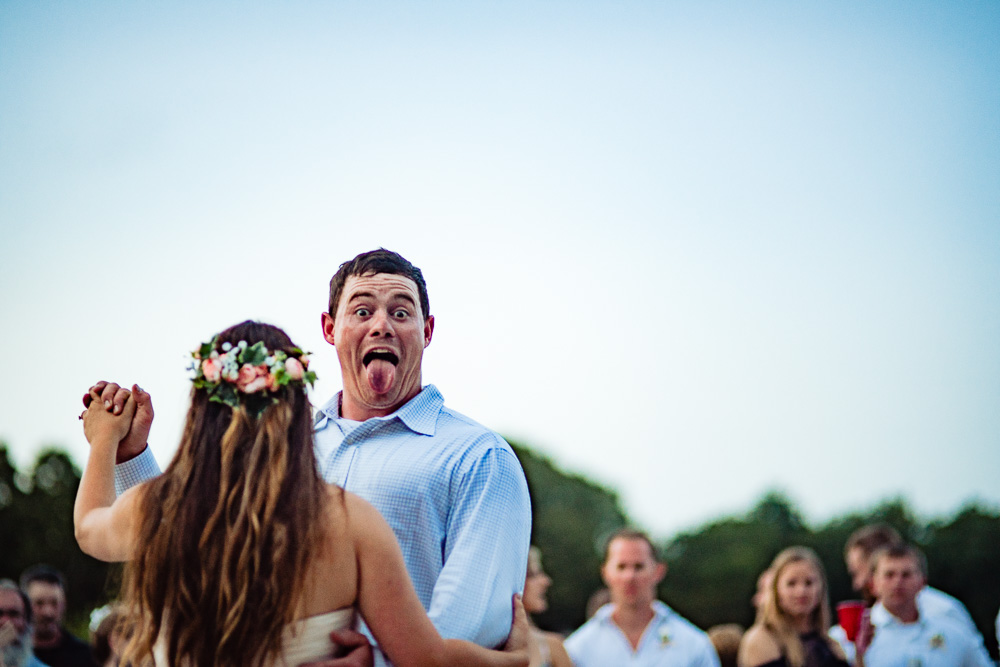 Garfield-Arkansas-wedding photography-backyard-wedding-northwest-arkansas-vinson-images-bride-brother-fun