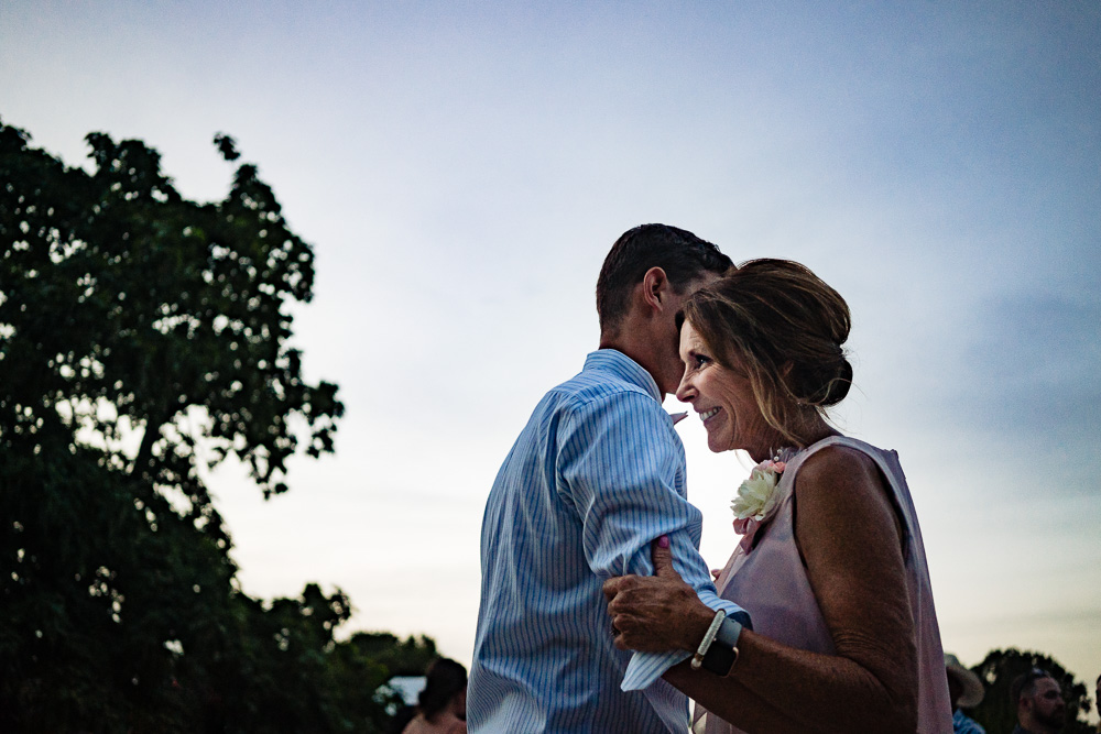 Garfield-Arkansas-wedding photography-backyard-wedding-northwest-arkansas-vinson-images-groom-mother