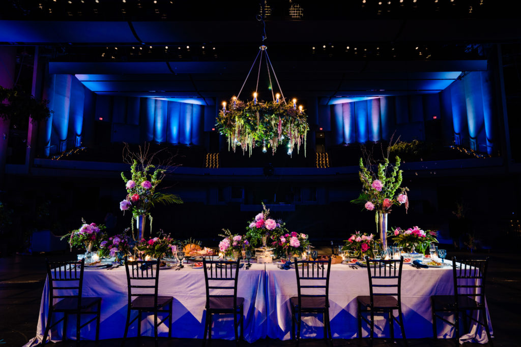 Walton Arts center wedding by Vinson Images - Northwest Arkansas Wedding photography - head table setup jm designs florals